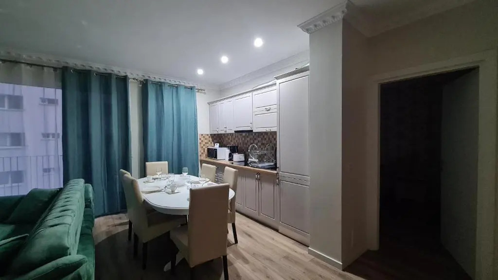 5* luxury near Avram Iancu sq New. Private parking