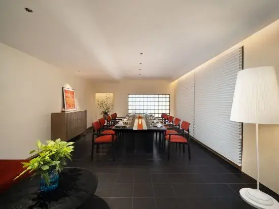 ORWELL Riverside Garden Resort (Mianyang Railway Station)
