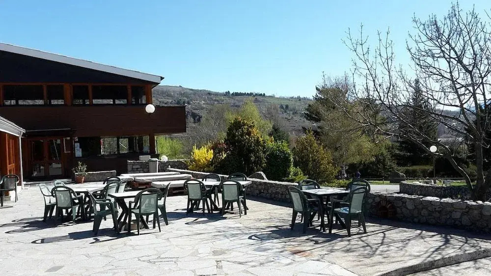Village Club Yravals