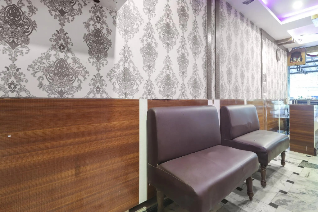 HOTEL O SAI PARIWAR HOTEL
