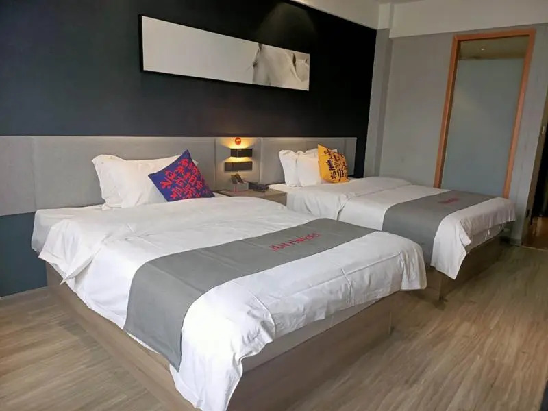 Jun Hotel Hubei Shiyan Zhuxi Lugu Central City