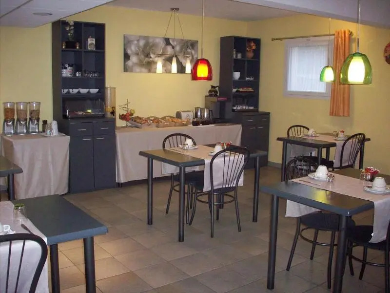 Kimotel Epône-Flins