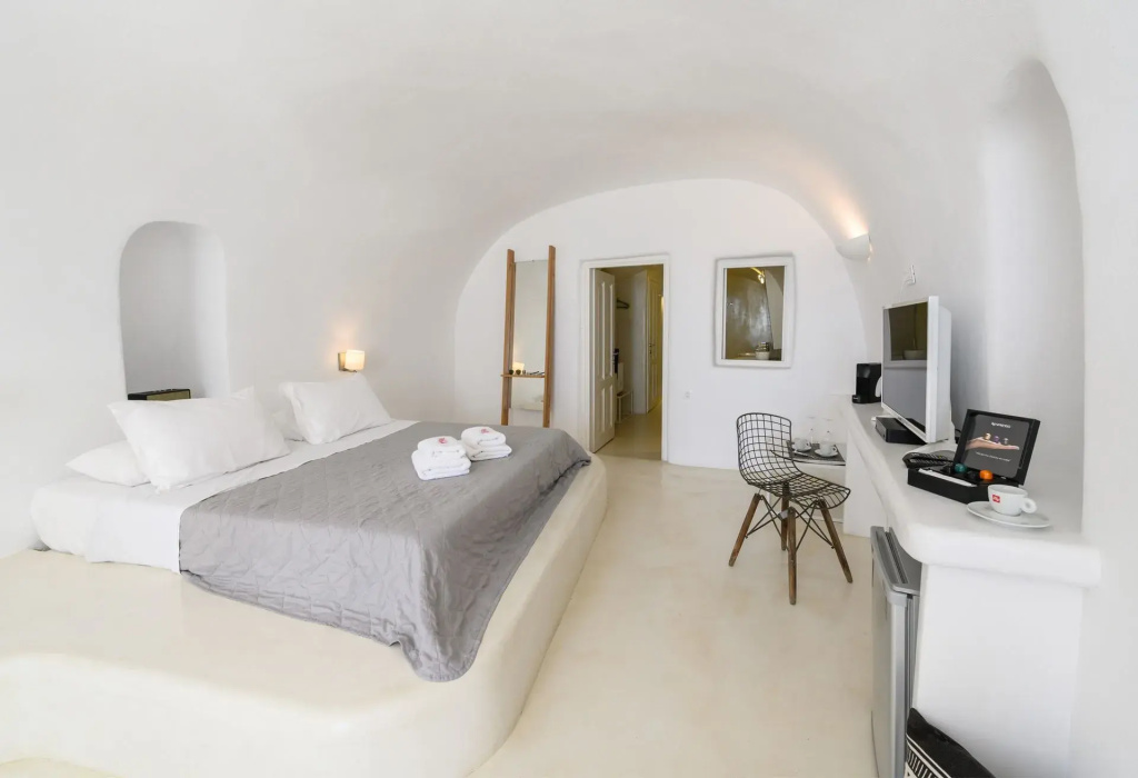 Luxury Heavens Santorini