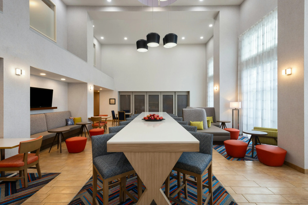 Hampton Inn & Suites Harrisburg