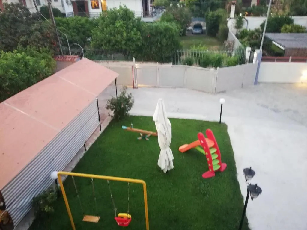 Reas House Vrachati