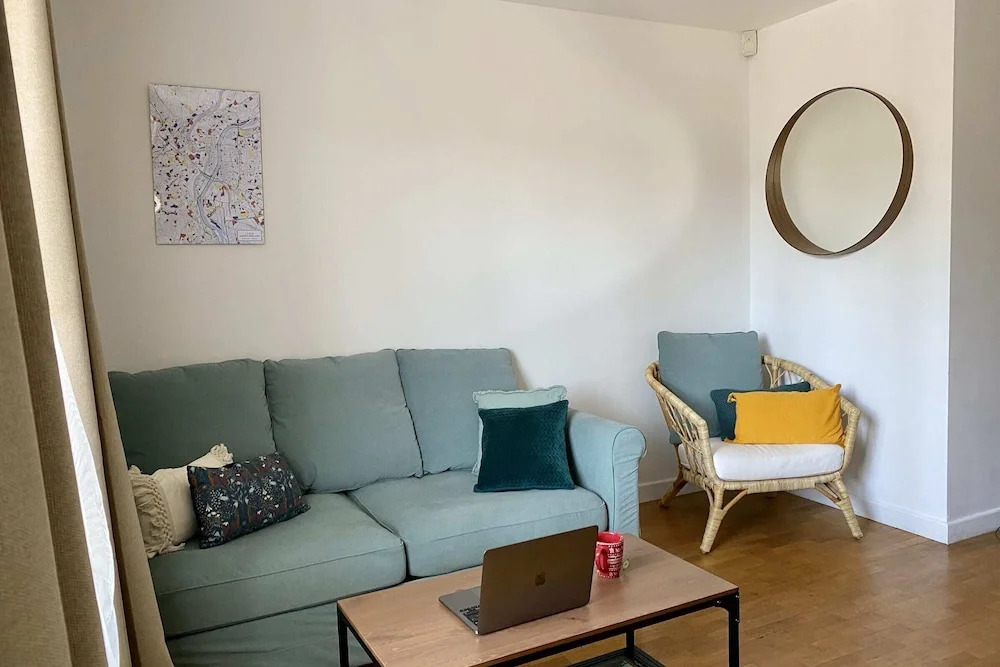Family/modern 4 People With Netflix -15 min Walk From Center