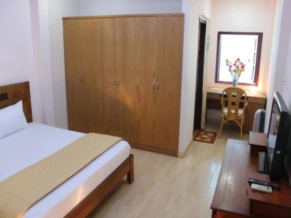 Mersey Central Saigon ApartHotel
