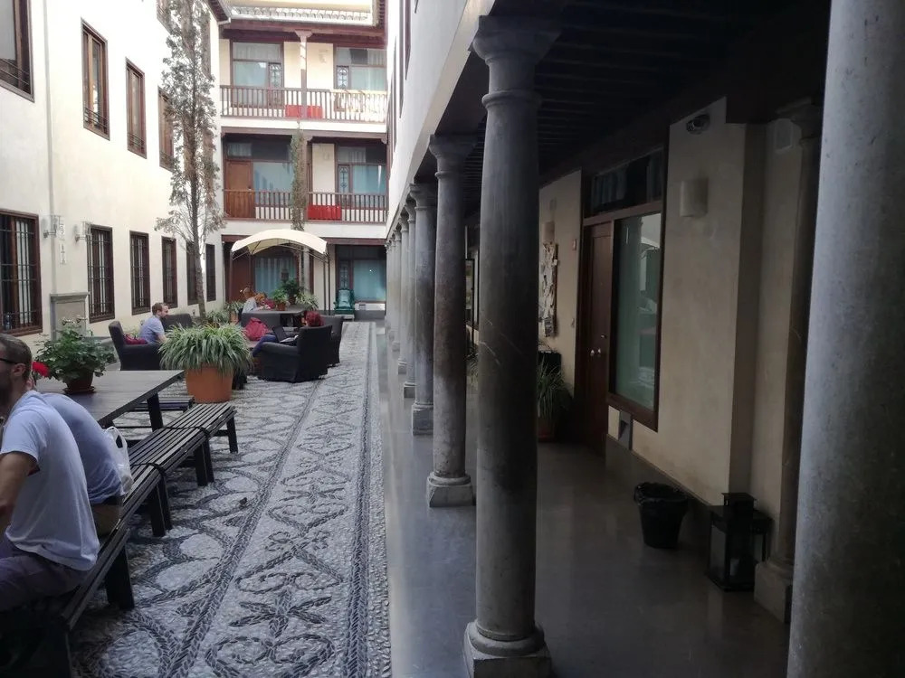 Granada INN Hostel