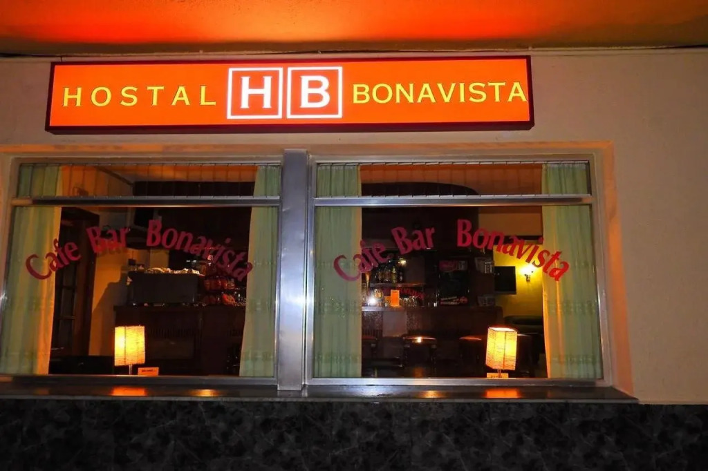 BJ Hostal Bona Vista