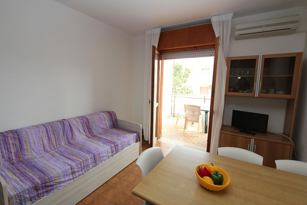Comfortable Apartment by the sea