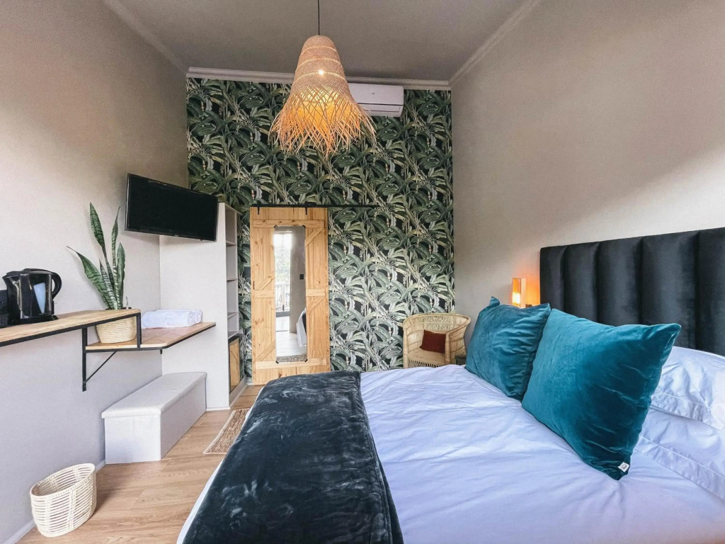 Le Bezz Guesthouse
