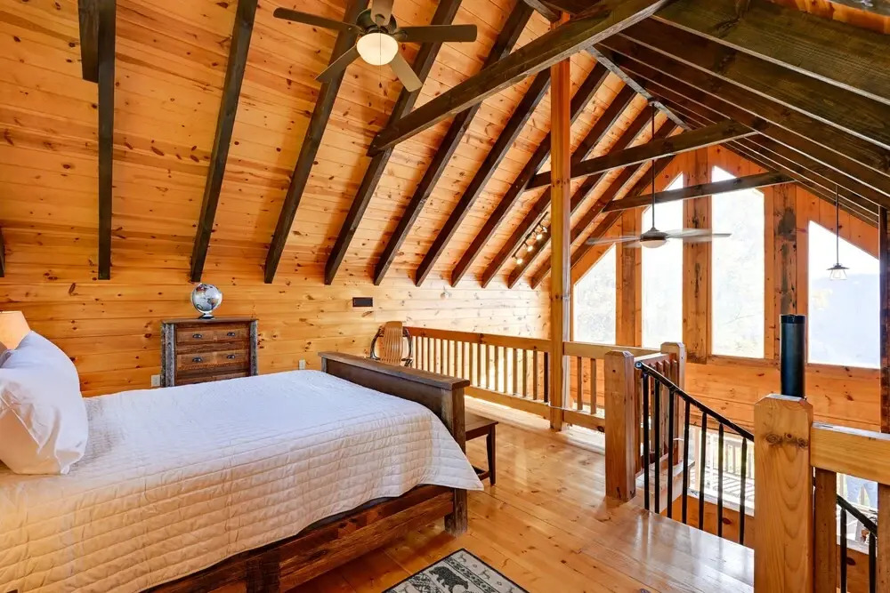 Bryson City Getaway: Private Hot Tub & Scenic View