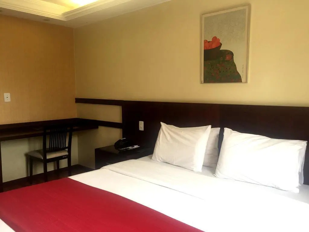 Bittar Inn