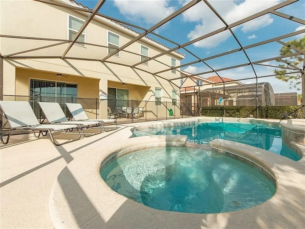 Perennial Paradise at Solterra Resort