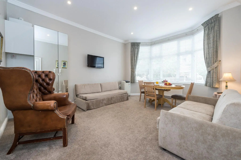 Stylish Apartment,12 Minutes from Oxford Street,Central London,AC,WIFI!