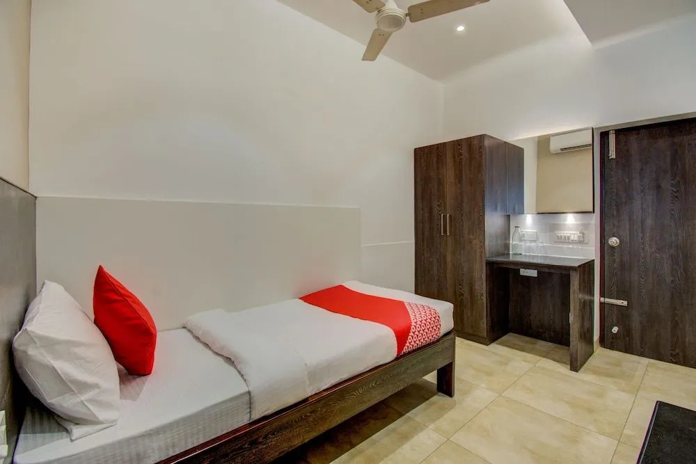 Oyo Flagship 29891 Hotel Karpagam Gandhipuram