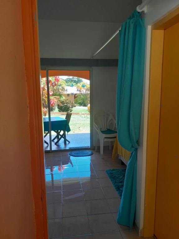 My Tiny Caritan- Petit coin de paradis- Bungalow de vacances avec piscine à 100m de la plage