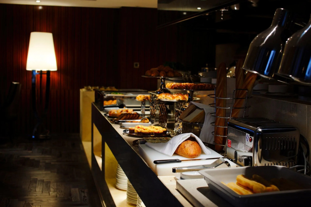 DW Hotel