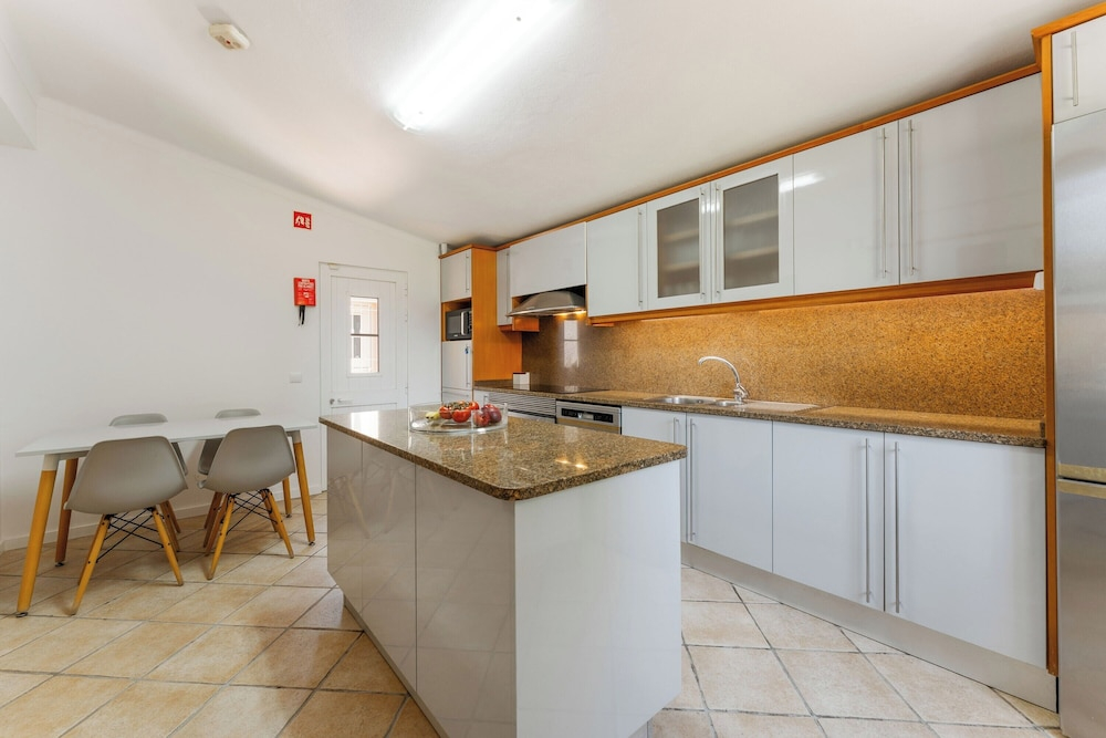 Monte Da Poupa - 7 Bedroom Villa - Sleeps 15