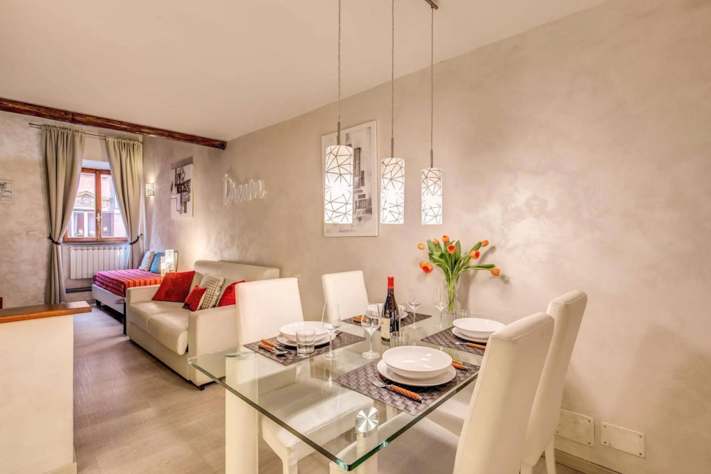 Tritone Top House