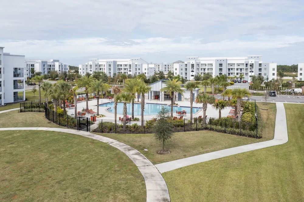 Family Friendly 2 Bd Close to Disney @ Storey Lake 105 3161