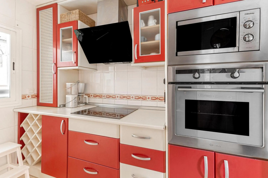 3 bedroom apartment with private rooftop terrace