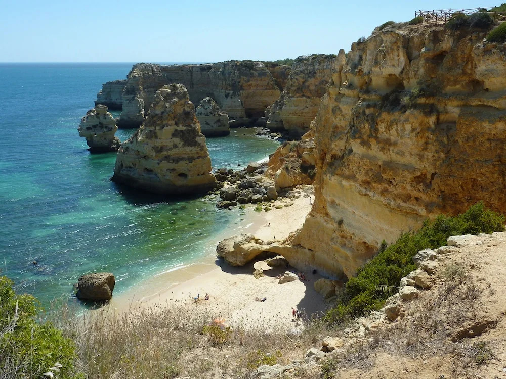 Encosta Da Orada by Garvetur