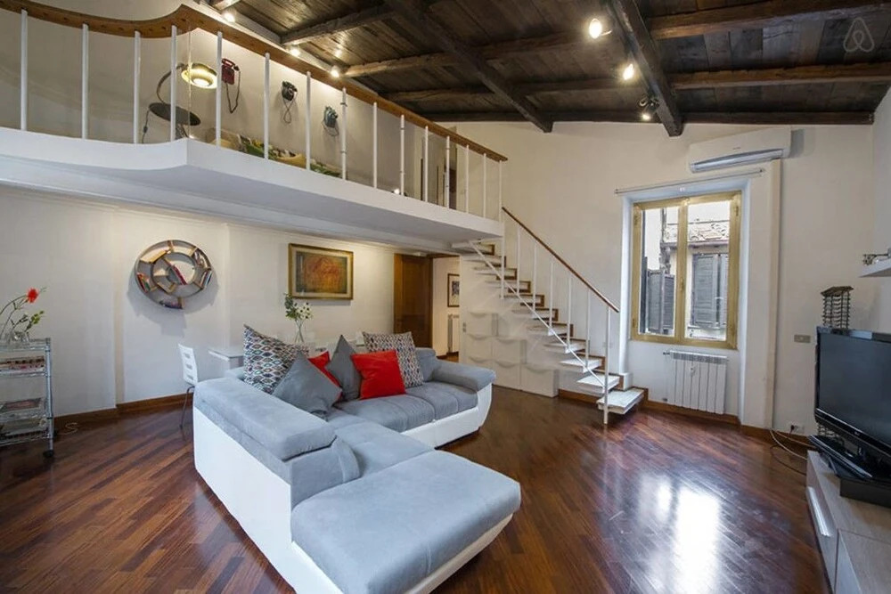Large and Elegant 3 bed Flat in Central Location!