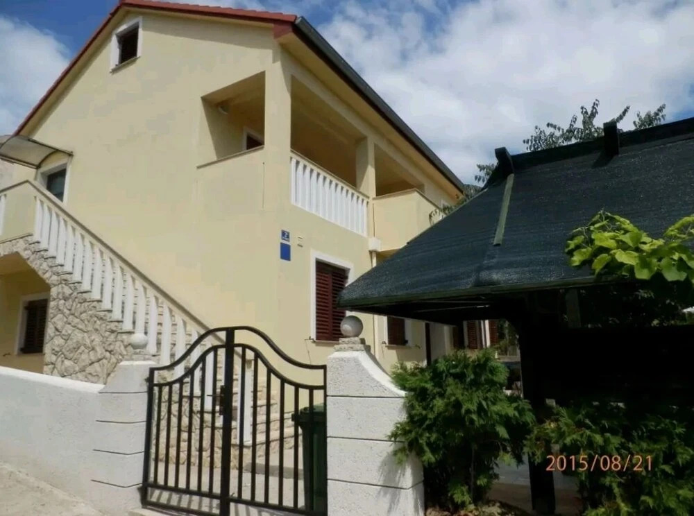 Apartment Rena Preko