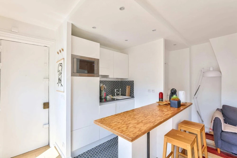 Fully Equipped Apartment Near the Canal Saint Martin