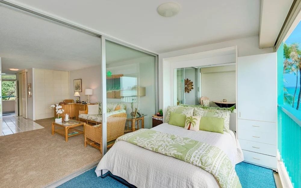Sans Souci 203 Studio Bedroom Condo