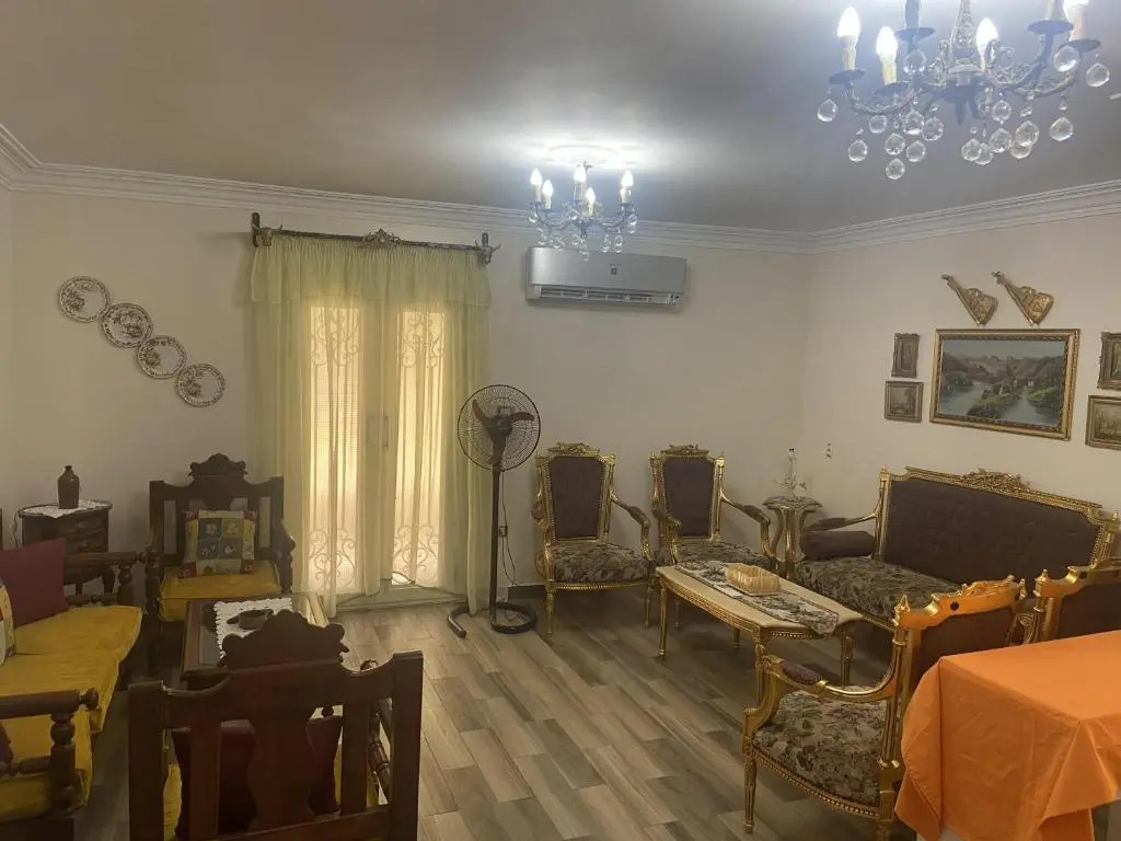 nora's apartment