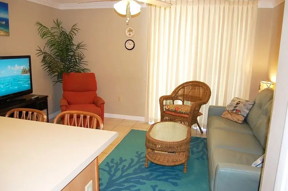 Gulf Shores Surf & Racquet 214 A condo