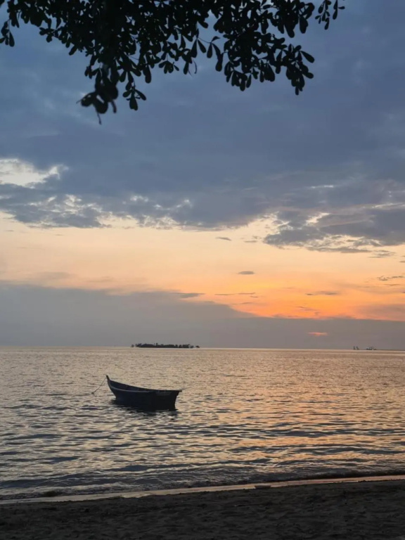 Glory Beach Resort Seaview Private 2BR