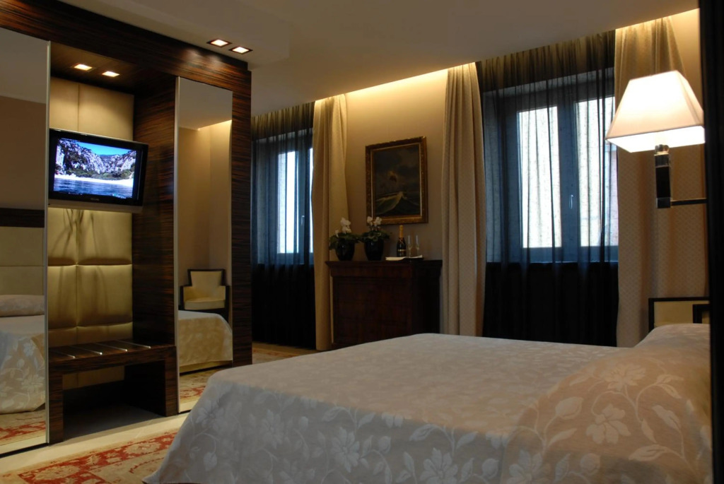 Hotel Excelsior