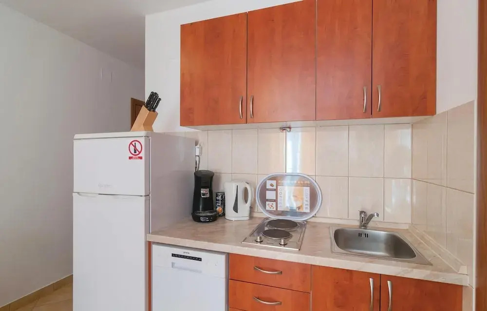 Stunning Apartment in Supetar With 2 Bedrooms and Wifi