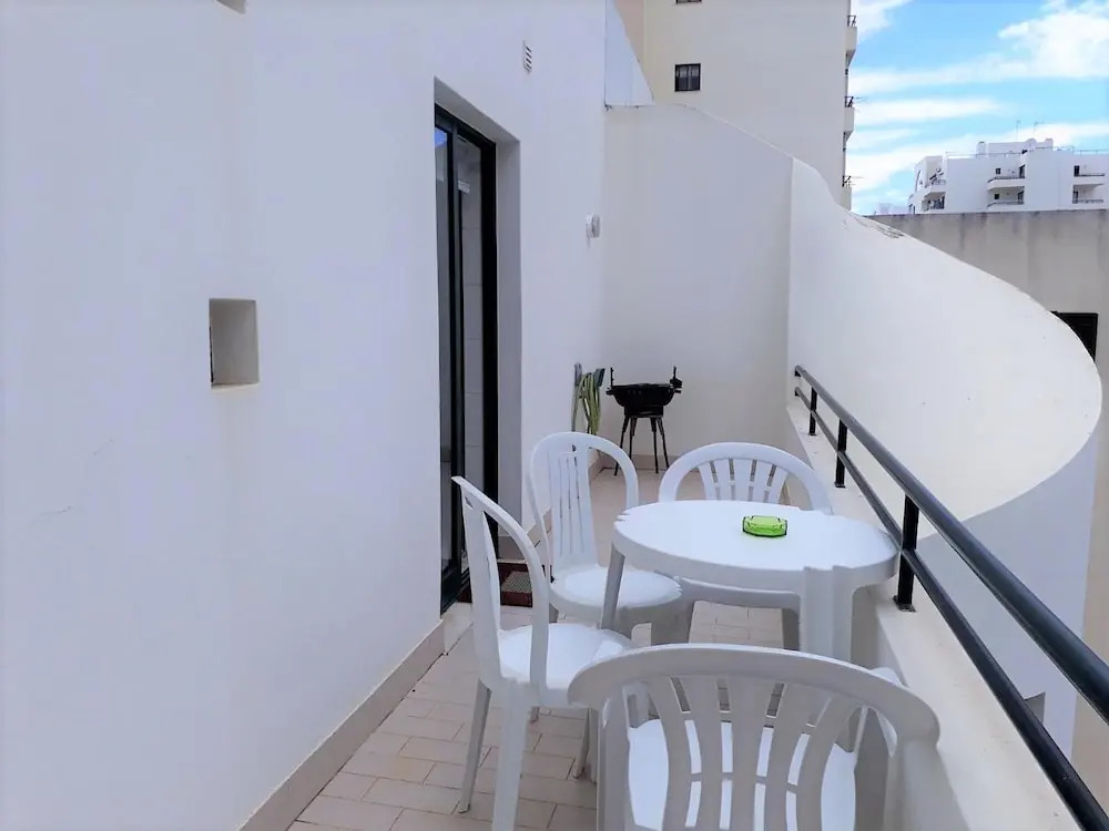 T2 Satelite Praia Conforto A C Wi-fi C Garagem
