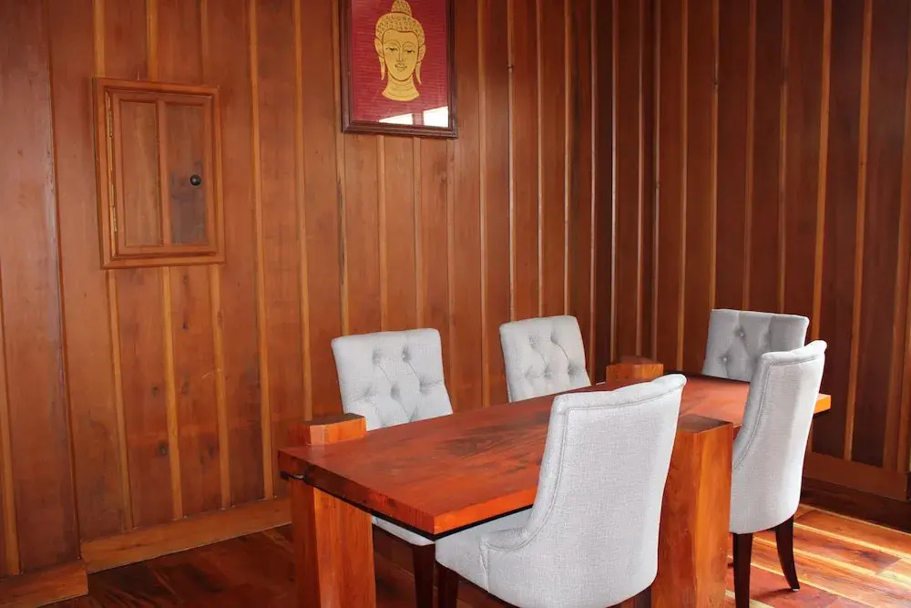 Luangsay Inn