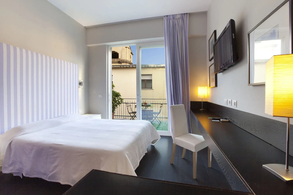 Sorrento Apartments