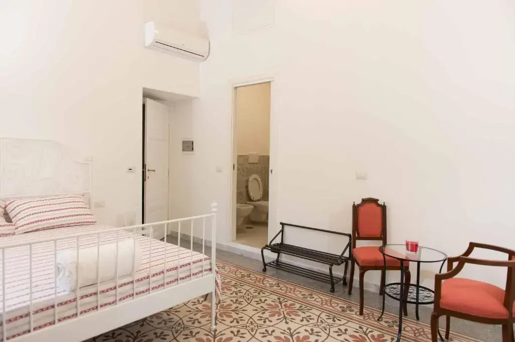 Domus Aurea B&B and Suites