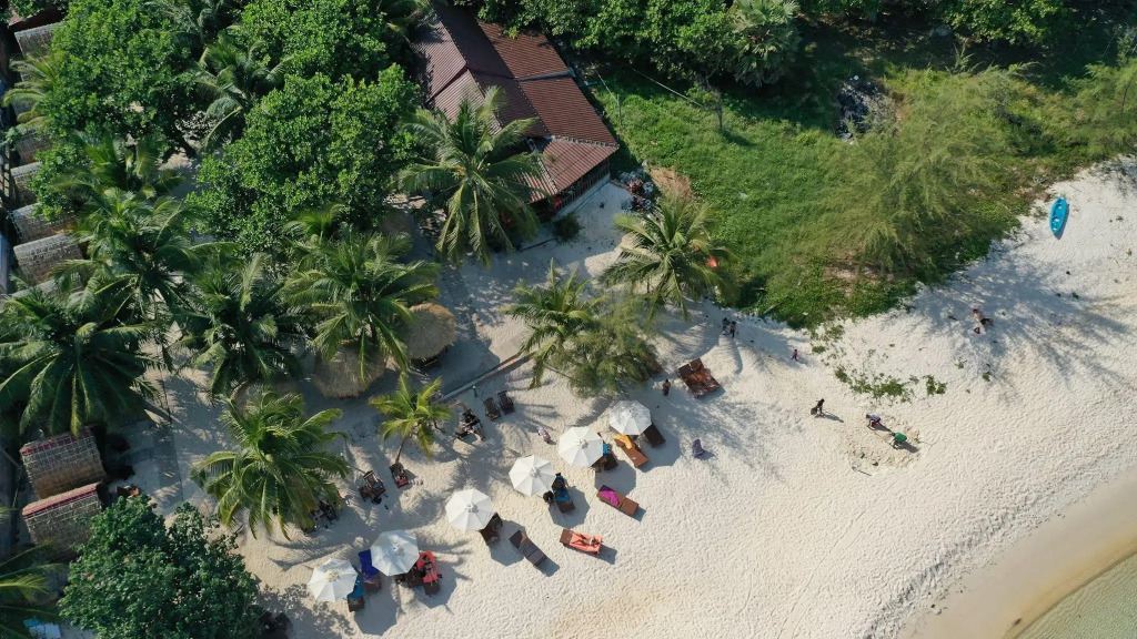 Nice Beach Bungalow