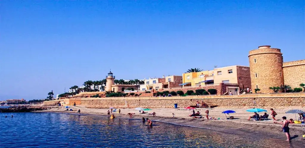 Apartment in Roquetas Near Beaches