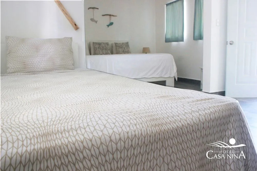 Beach Hotel Casa Nina