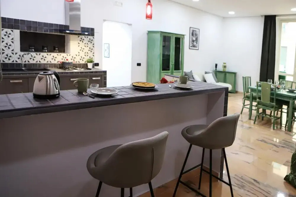Modern Apartment at Piazza del Gesu'