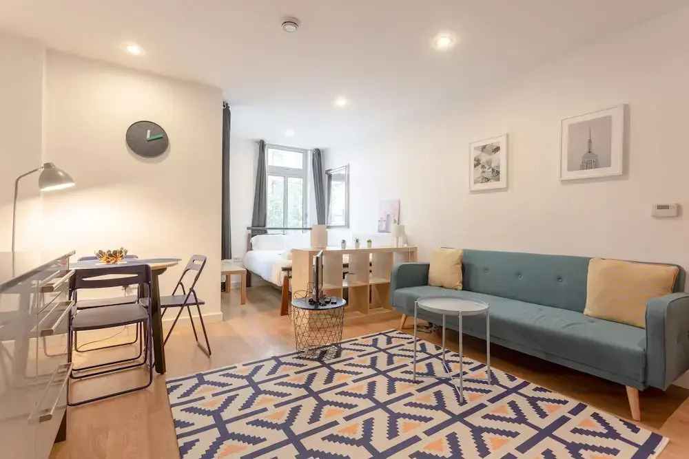 Lovely Modern Studio In Limehouse