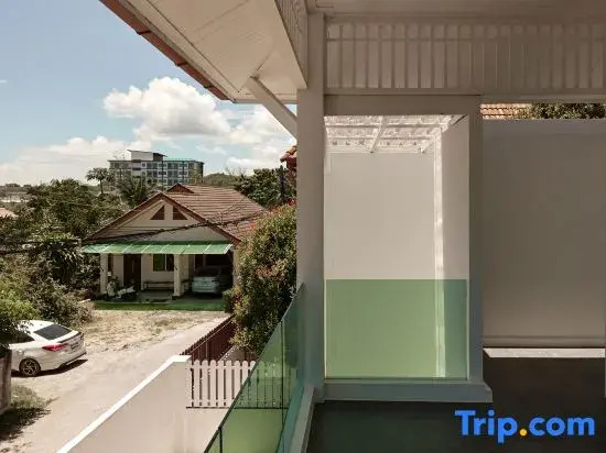 Modern Villa Breeze - 10 Minutes Walk To The Beach