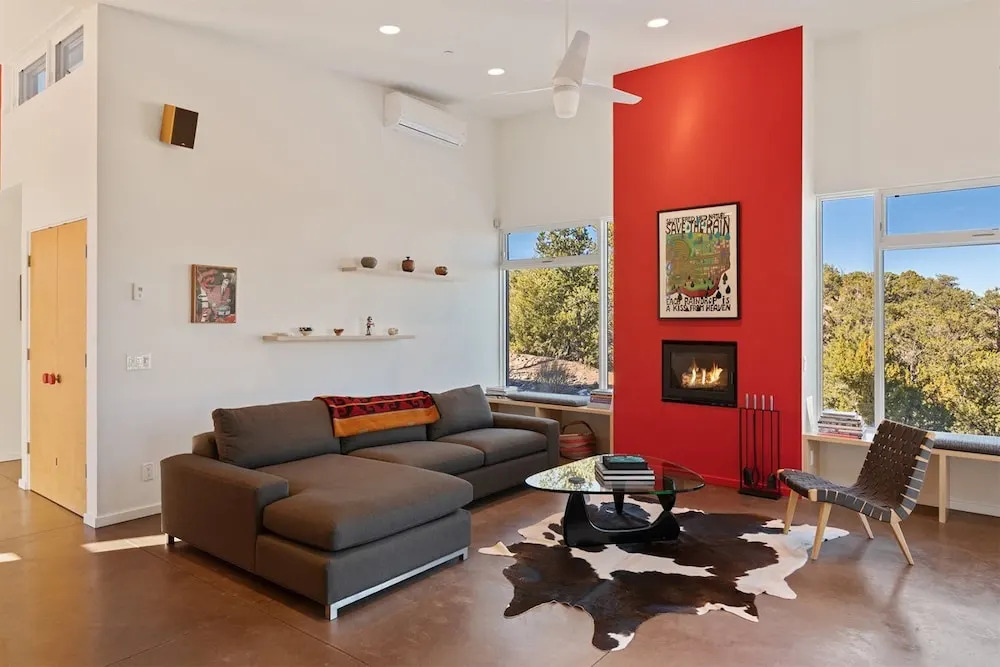 Butterfly House - Spectacular Modern Design and Mountain Views