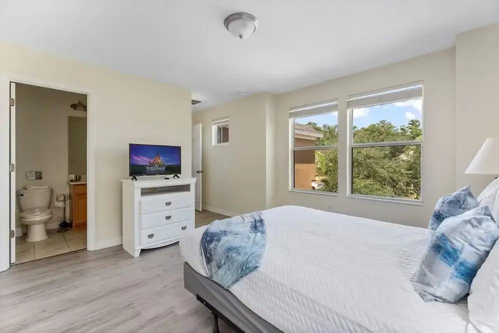 Themed Bedrooms and Large Pool
