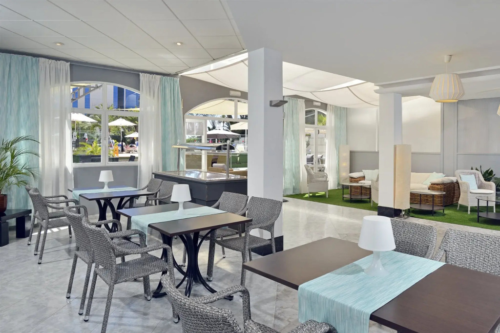 SOL by Meliá Lunamar Palmanova Apartamentos
