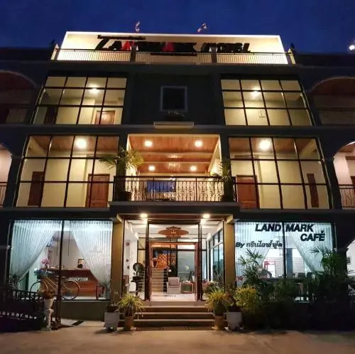 โรงแรมวรัญญูเฮ้าส์ & รีสอร์ท